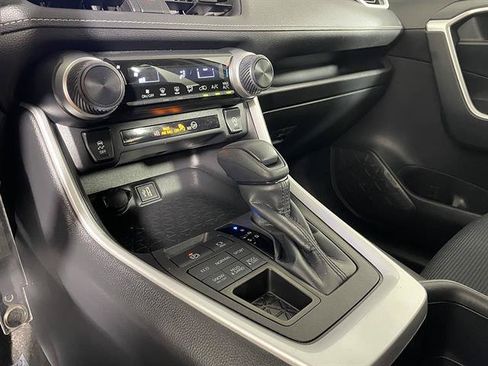 Certified 2023 Toyota RAV4 LE AWD/4WD image 20