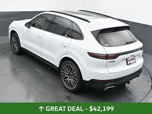 Used 2022 Porsche Cayenne image 42