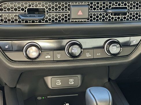 New 2026 Honda HR-V Sport image 17