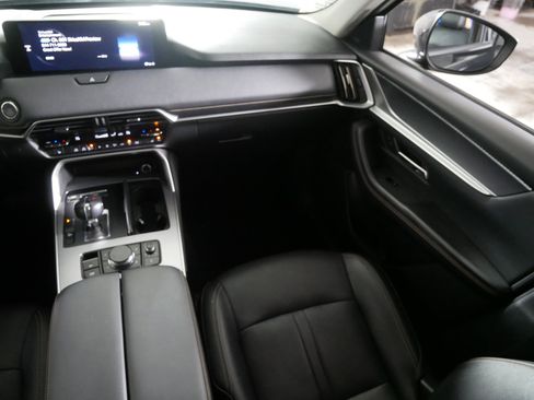 Used 2025 MAZDA CX-90 3.3 Turbo w/ Premium Sport Pkg image 11