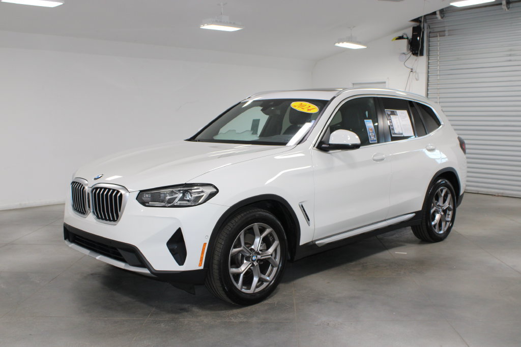Used 2024 BMW X3 sDrive30i w/ Convenience Package w/ZPA RWD image 4