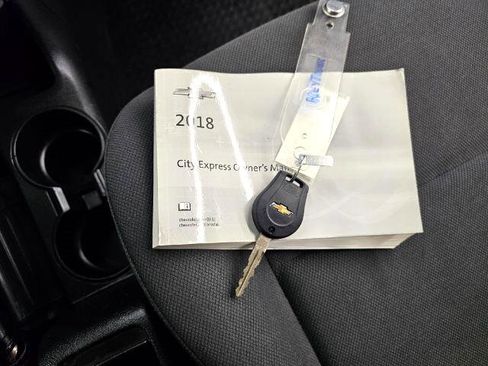 Used 2018 Chevrolet City Express LT image 23