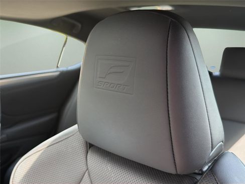 Used 2019 Lexus ES 350 F Sport w/ Accessory Package FWD image 36