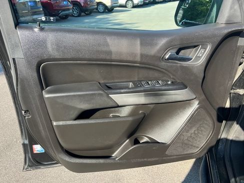 Used 2018 Chevrolet Colorado ZR2 AWD/4WD image 16