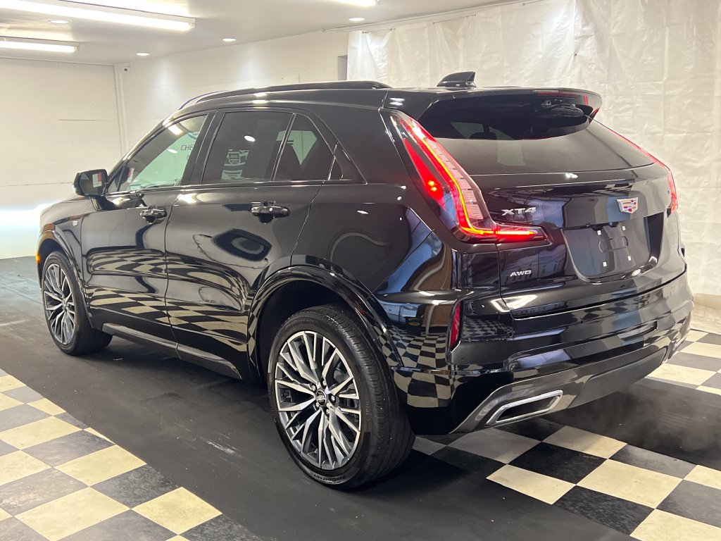 Used 2024 Cadillac XT4 Sport AWD/4WD image 8