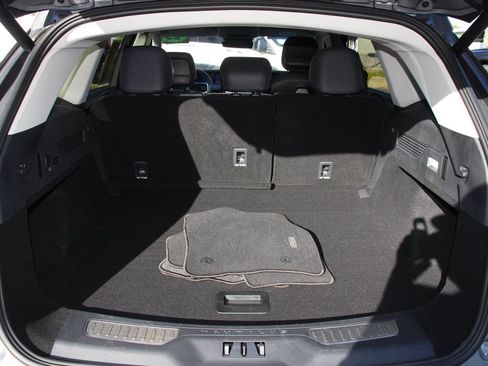 Certified 2025 Lincoln Nautilus Premier AWD/4WD image 19
