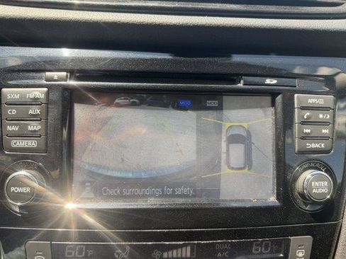 Used 2018 Nissan Rogue Sport SL w/ SL Premium Package FWD image 18