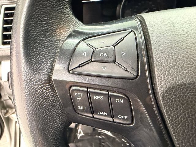 Used 2017 Ford Explorer XLT w/ Equipment Group 201A AWD/4WD image 38