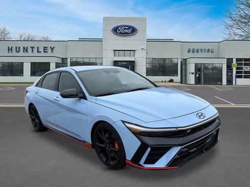 Used 2025 Hyundai Elantra N w/ Cargo Package FWD image 3