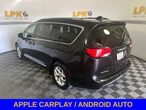 Used 2020 Chrysler Pacifica Limited FWD image 5
