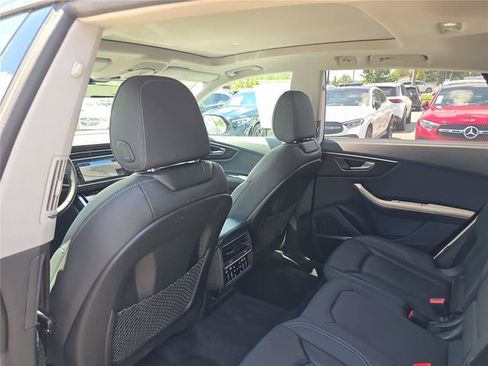 Used 2023 Audi Q8 Prestige AWD/4WD image 17