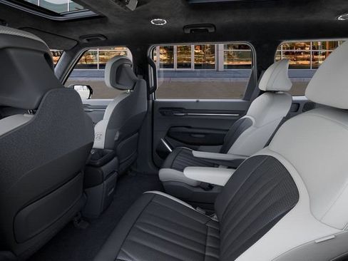 New 2026 Kia EV9 GT-Line AWD/4WD image 18