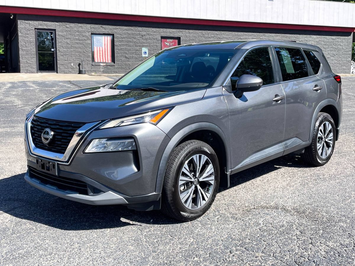 Used 2022 Nissan Rogue SV FWD image 1