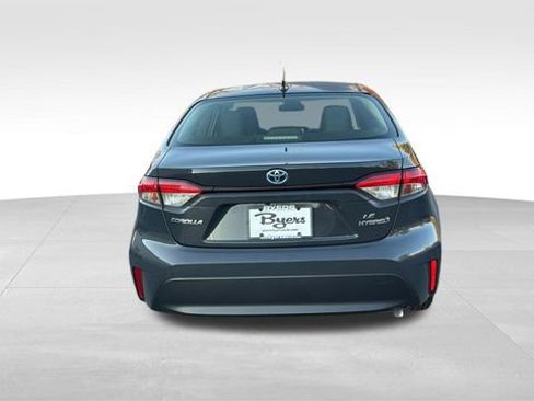 Used 2024 Toyota Corolla LE image 32