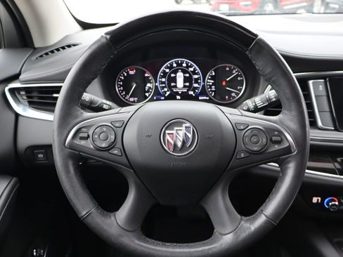 Used 2021 Buick Enclave Avenir image 16