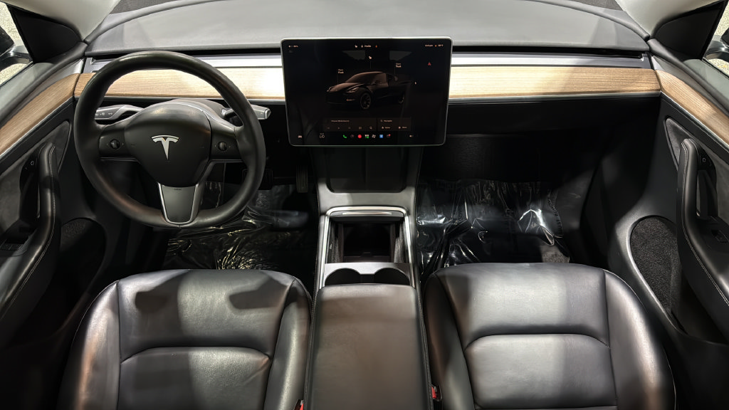 Used 2023 Tesla Model Y Long Range AWD/4WD image 21