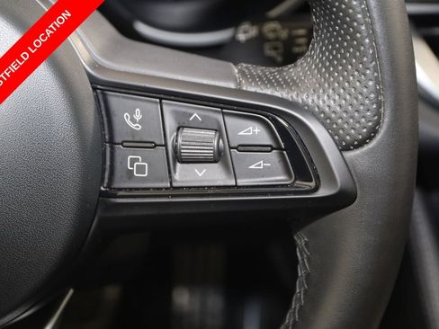 Used 2024 Alfa Romeo Stelvio Ti AWD/4WD image 36