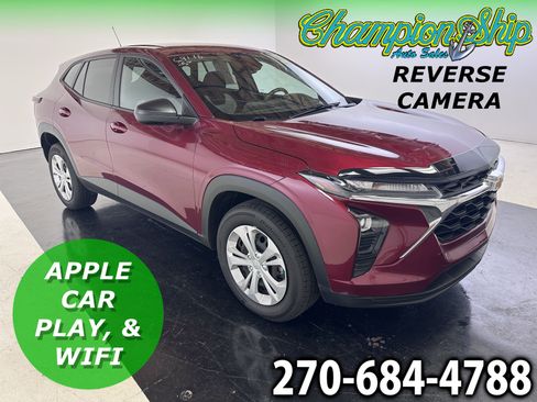 Used 2024 Chevrolet Trax LS image 1