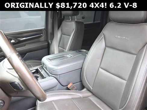 Used 2022 GMC Yukon XL Denali image 13