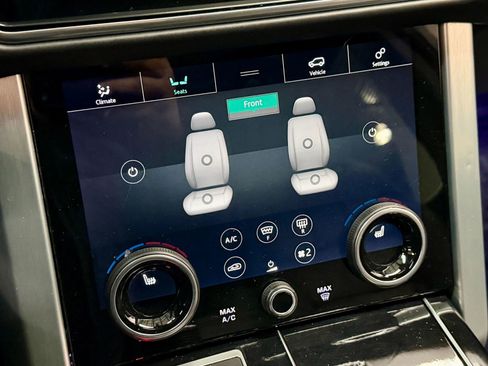 Used 2020 Land Rover Range Rover HSE image 29