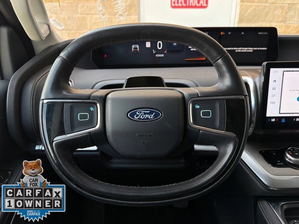 Used 2025 Ford Expedition Max Platinum AWD/4WD image 12