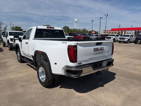 New 2026 GMC Sierra 3500 Pro AWD/4WD image 4