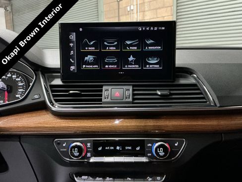 Used 2021 Audi Q5 2.0T Premium image 23