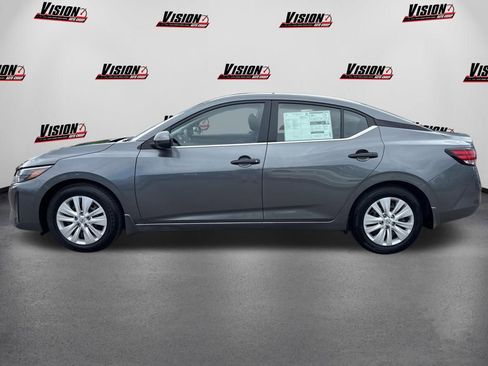 Used 2025 Nissan Sentra S FWD image 8