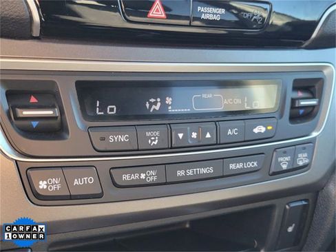 Used 2022 Honda Pilot Sport image 29