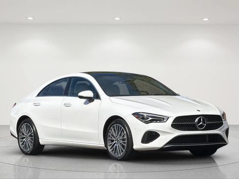 Certified 2026 Mercedes-Benz CLA 250 4MATIC image 7