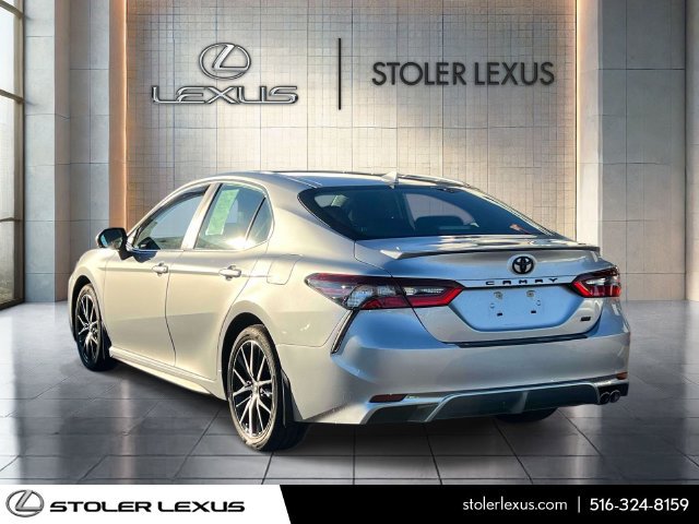 Used 2023 Toyota Camry SE w/ Blackout Package (TMS) FWD image 4