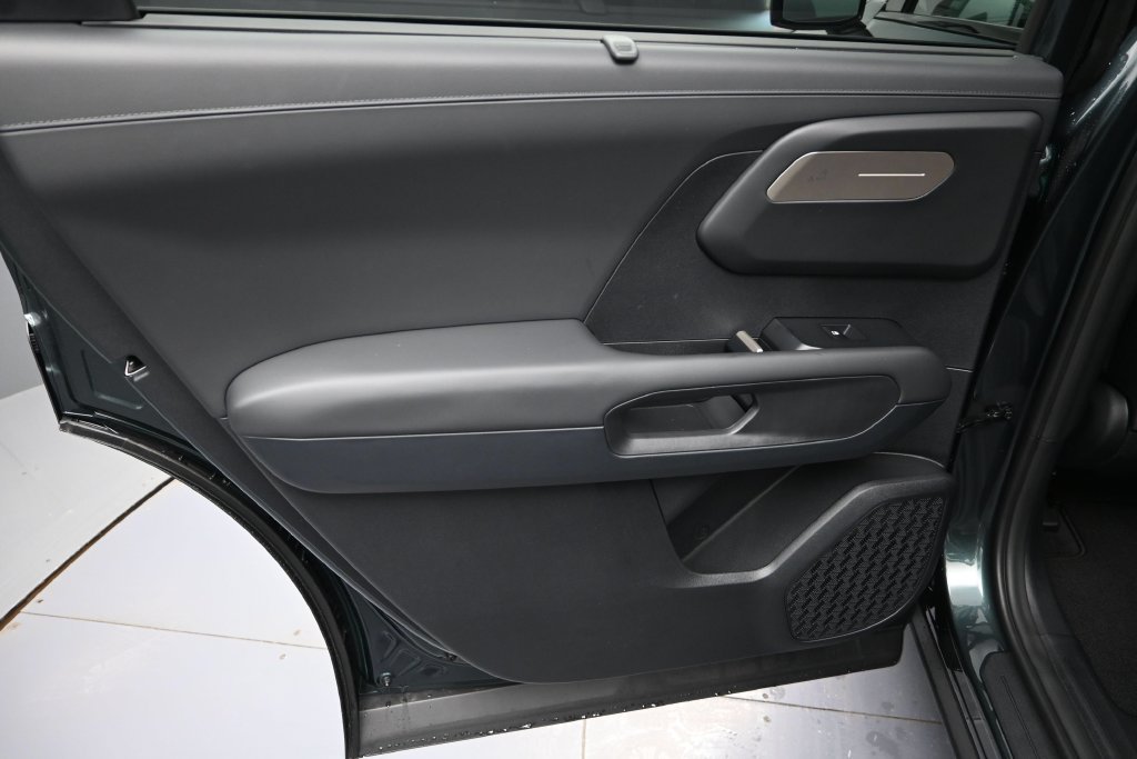 New 2027 Kia Telluride EX FWD image 29