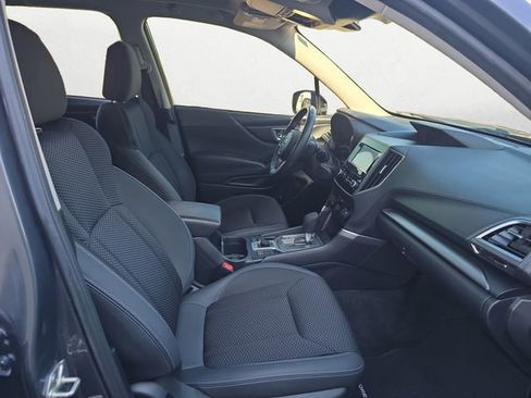 Used 2022 Subaru Forester Premium AWD/4WD image 15
