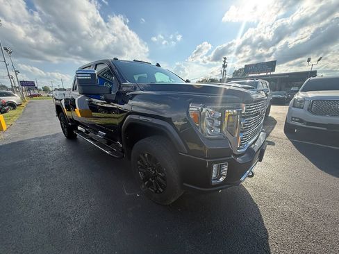 Used 2020 GMC Sierra 2500 Denali w/ Denali Ultimate Package AWD/4WD image 1