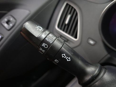 Used 2013 Hyundai Tucson GLS FWD image 24