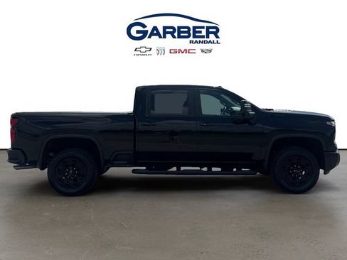 Used 2024 Chevrolet Silverado 2500 LT w/ Midnight Edition AWD/4WD image 6
