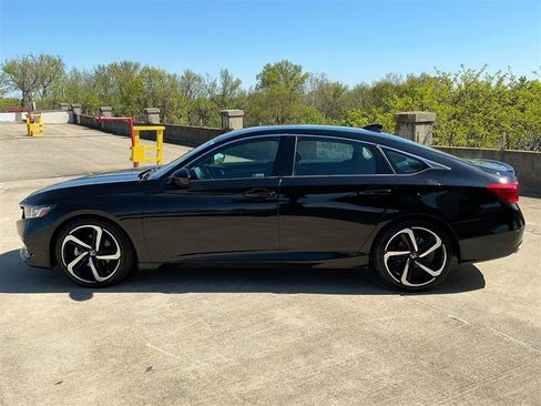 Used 2021 Honda Accord Sport Special Edition image 3