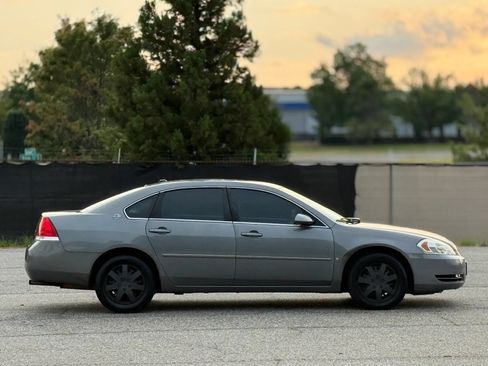 Used 2007 Chevrolet Impala LS FWD image 7