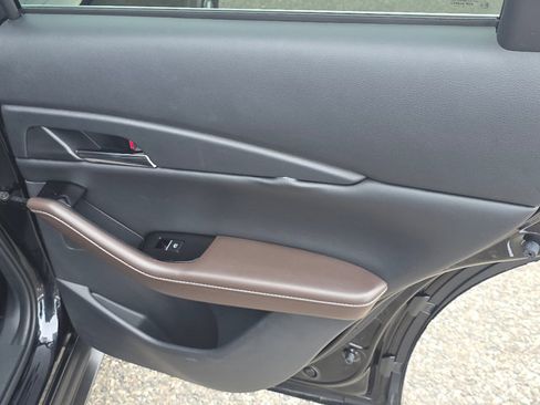 Certified 2025 MAZDA CX-30 AWD 2.5 S w/ Premium Package image 22