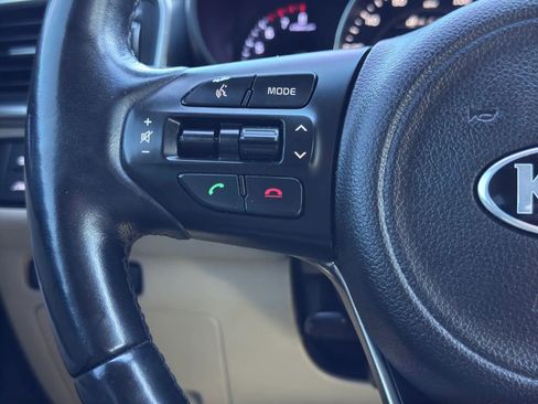 Used 2018 Kia Sorento EX w/ EX Advanced Touring Package image 17