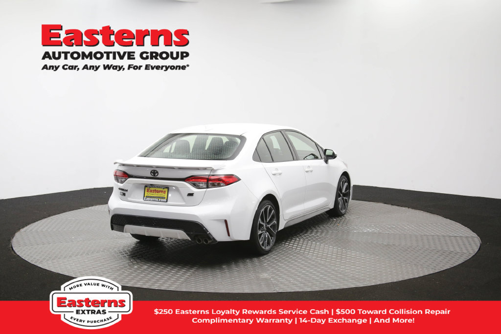 Used 2022 Toyota Corolla SE FWD image 38