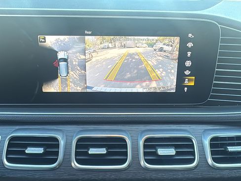 Used 2022 Mercedes-Benz GLE 350 4MATIC image 19