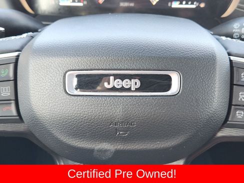 Used 2023 Jeep Grand Cherokee L Laredo AWD/4WD image 37