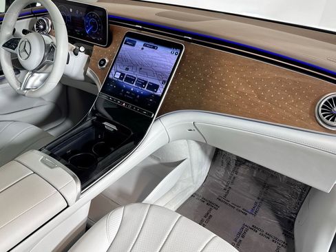 Certified 2023 Mercedes-Benz EQE 350+ SUV image 28