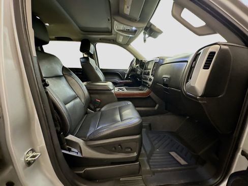 Used 2018 GMC Sierra 1500 SLT image 33