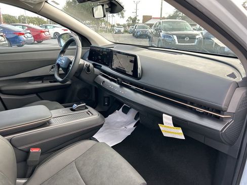 New 2024 Nissan Ariya AWD image 40