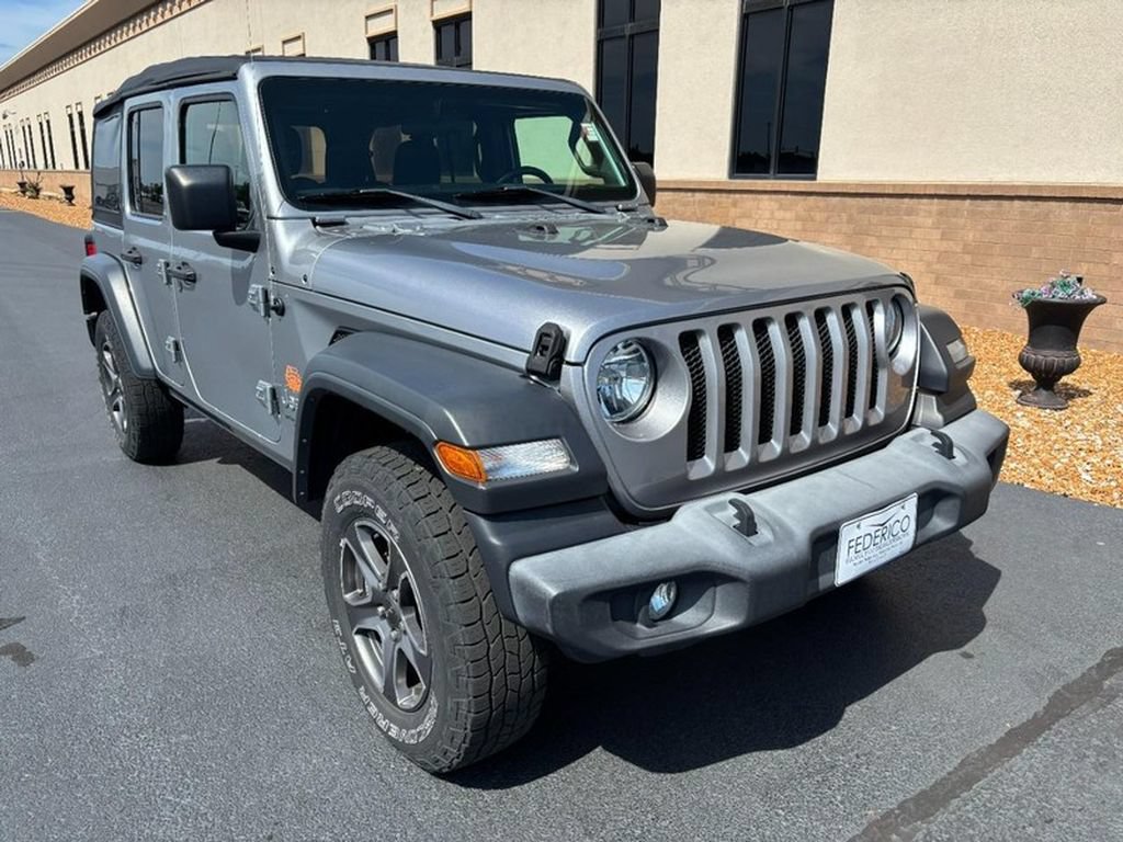 Used 2018 Jeep Wrangler Unlimited Sport S AWD/4WD image 2