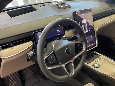 Used 2025 Volvo EX90 Ultra image 25