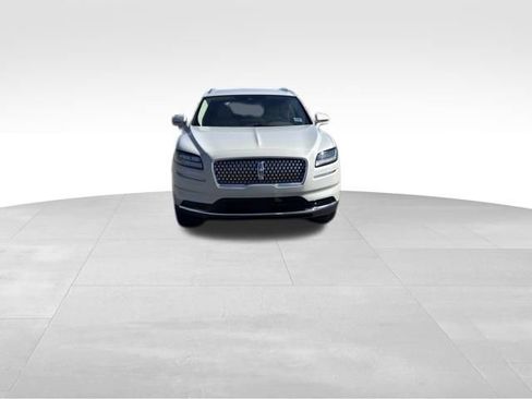 Certified 2022 Lincoln Nautilus FWD w/ Premium Package image 8