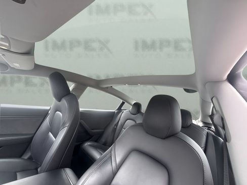 Used 2018 Tesla Model 3 Mid Range RWD image 6